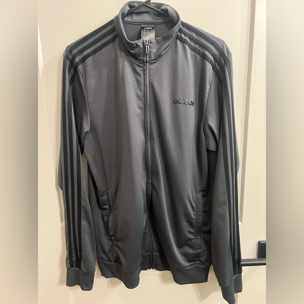 Adidas Men's Black and Gray Windbreaker